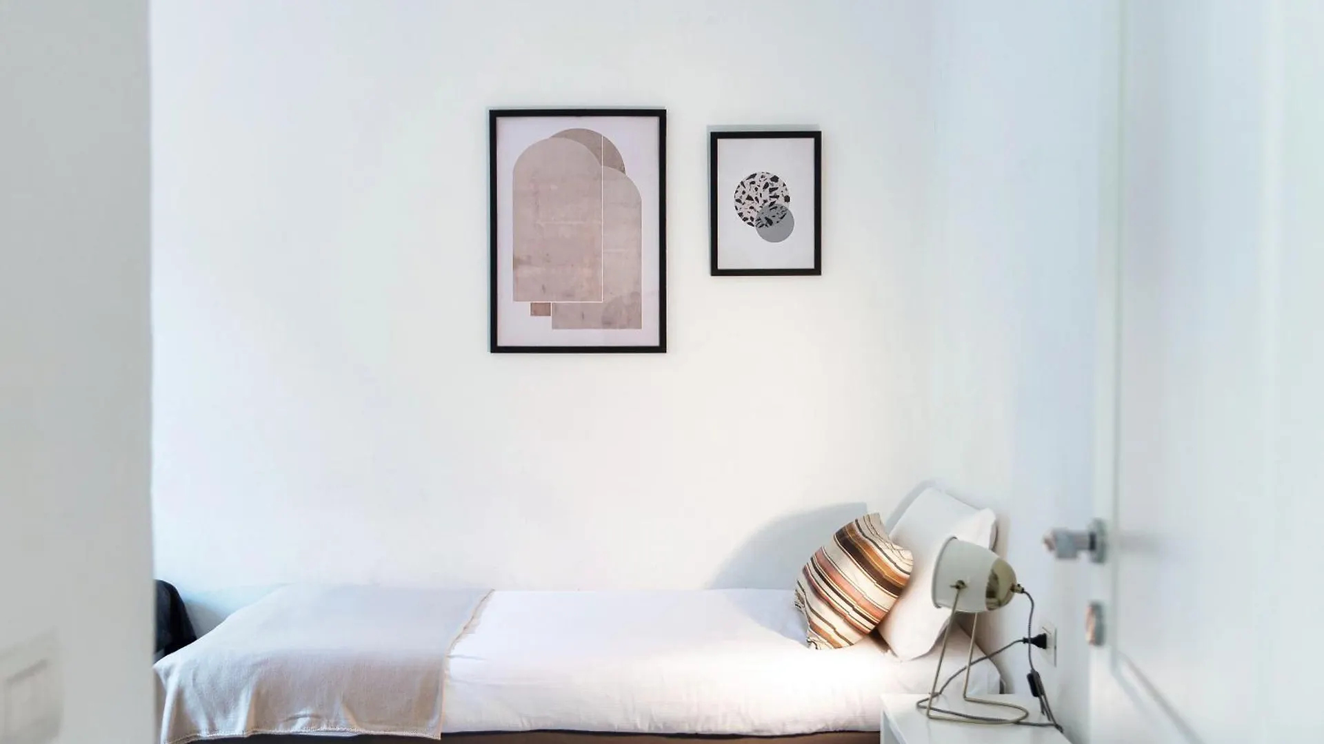 Cedro Apartment By Quokka 360 - Designer Flat In 코모
